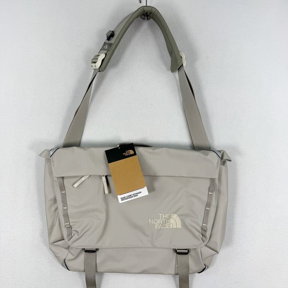 The North Face Other - The North Face Base Camp Voyager Messenger Bag Soapstone NEW